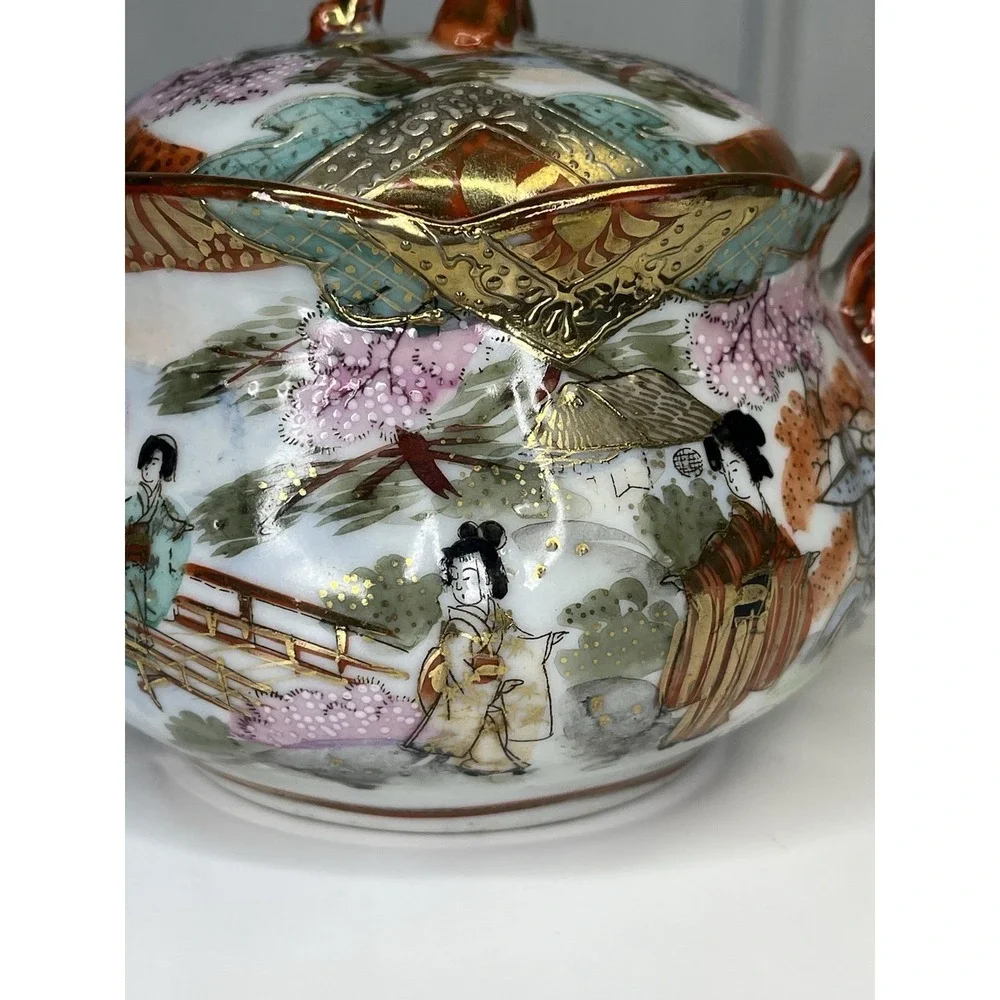 Vintage Kutani Geisha Sugar Bowl BiBi Japan Red Gold Porcelain Hand Painted‎